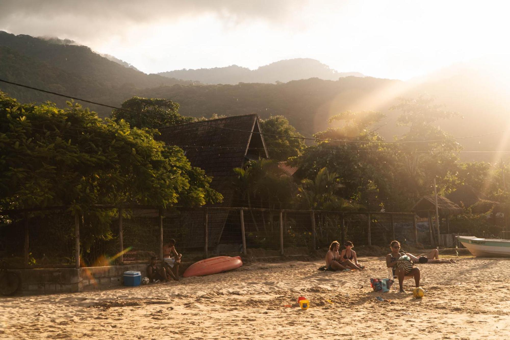 O Chale - Vila Do Abraao, Ilha Grande Abraão Exterior foto